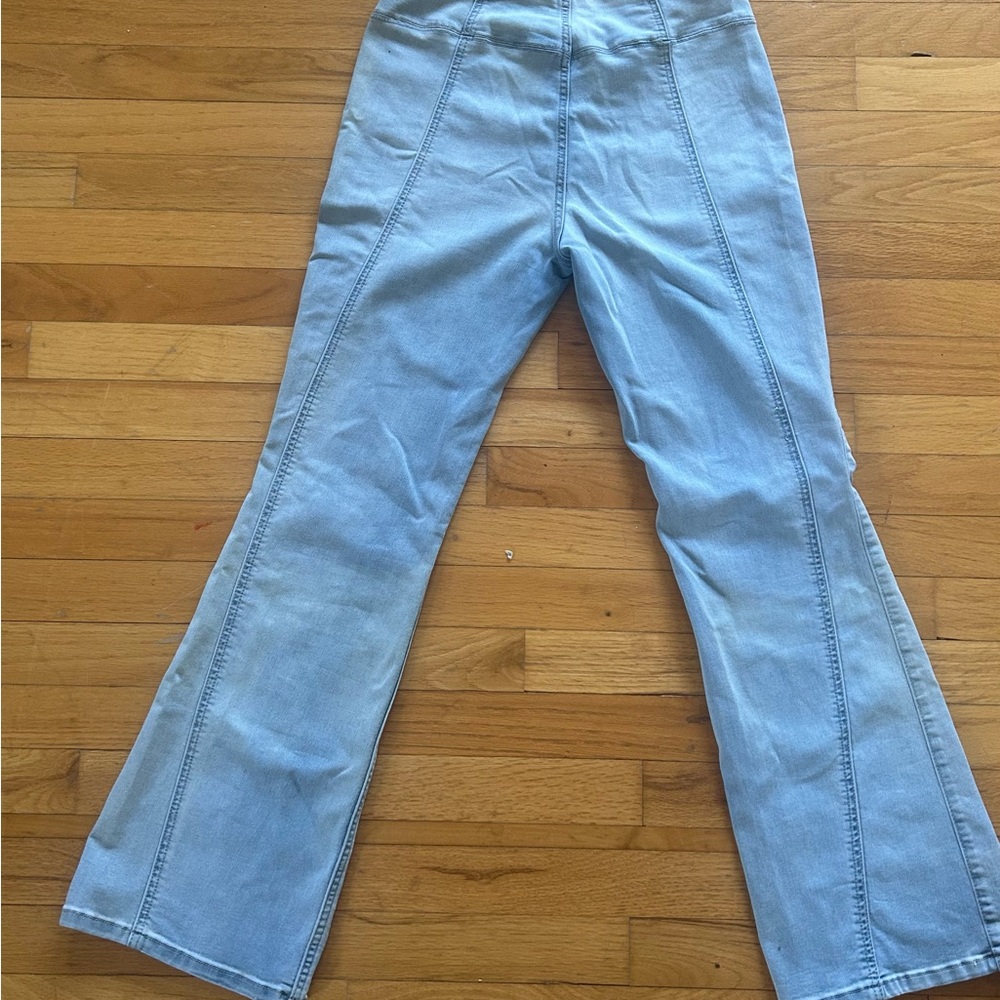 We The Free Faded Light Blue Denim Jeans